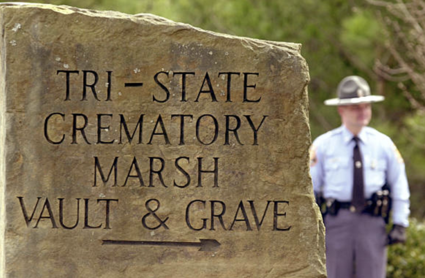 Minisode 14 – GWIH: Tristate Crematory Scandal!